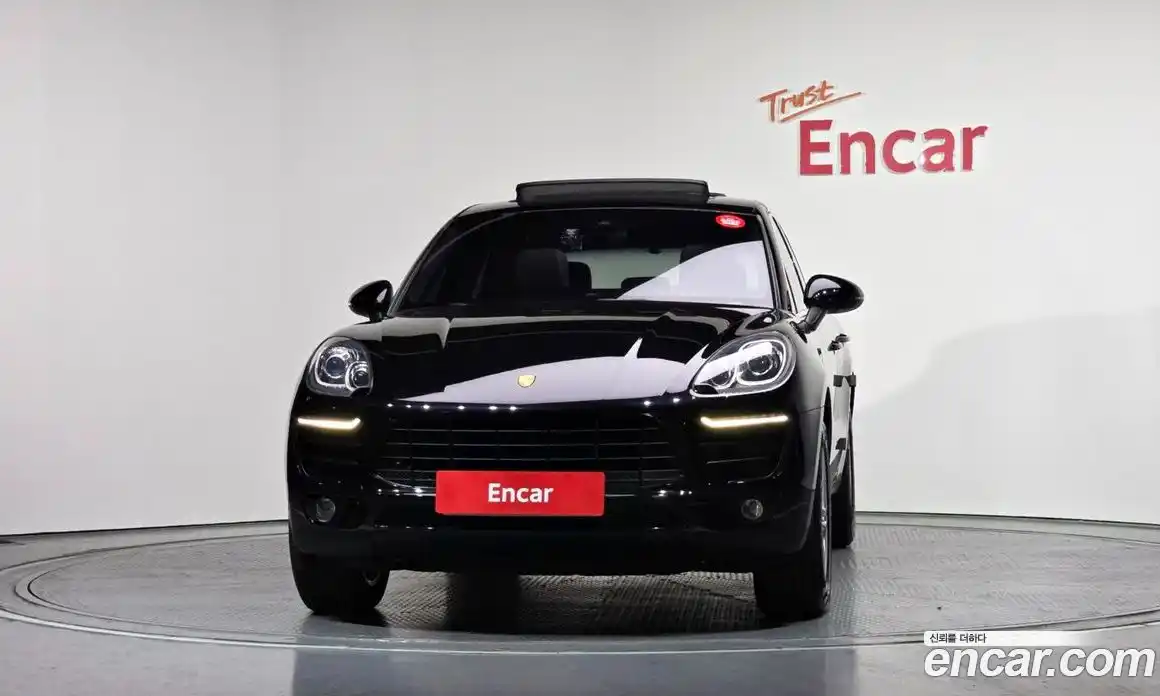 Porsche Macan 2016 3.0 гидро в Москве № 470590, фото 3