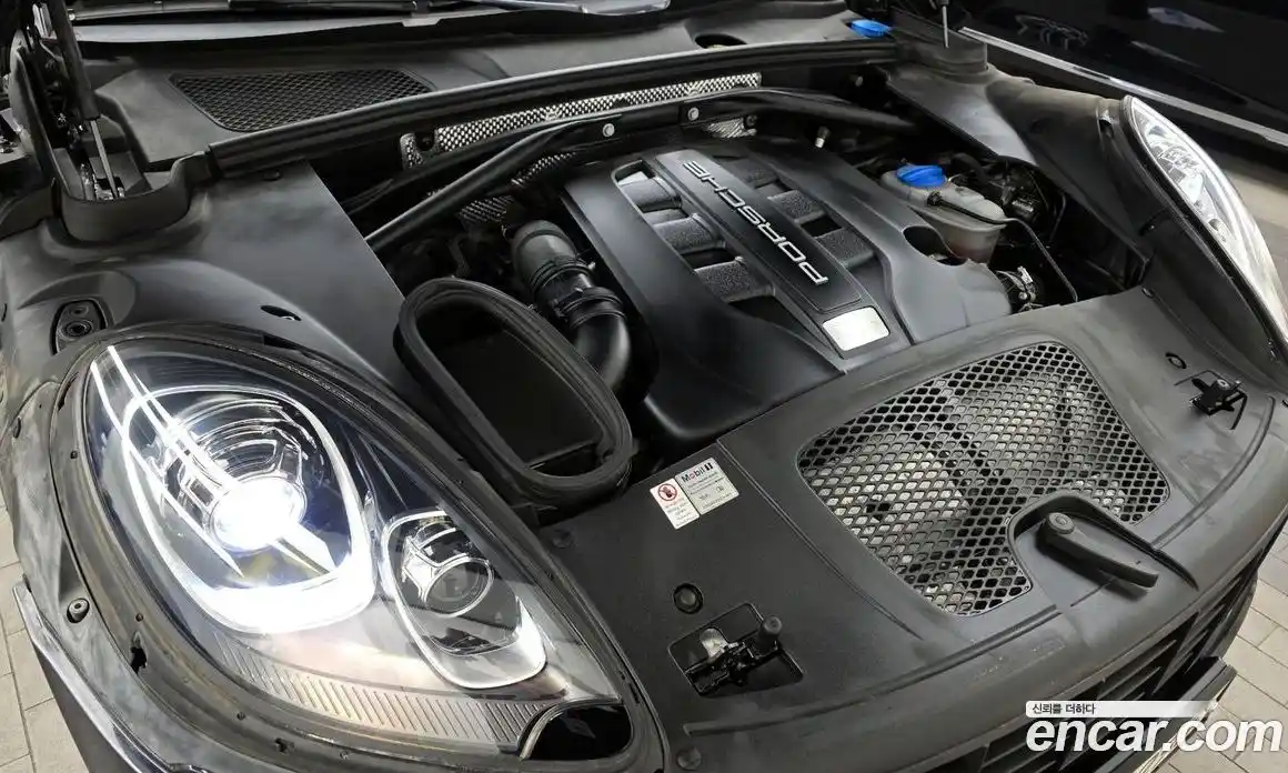 Porsche Macan 2016 3.0 гидро в Москве № 470590, фото 6