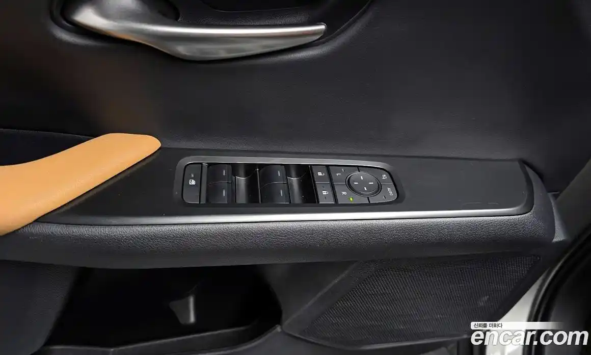 Lexus UX 2024 2.0 гидро в Москве № 499566, фото 17