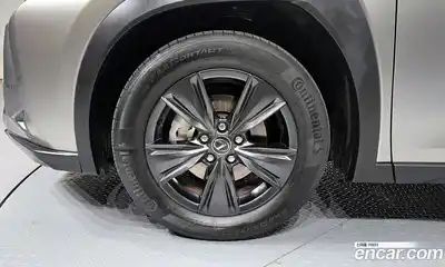 Lexus UX 2024 2.0 гидро в Москве № 499566, миниатюра 5