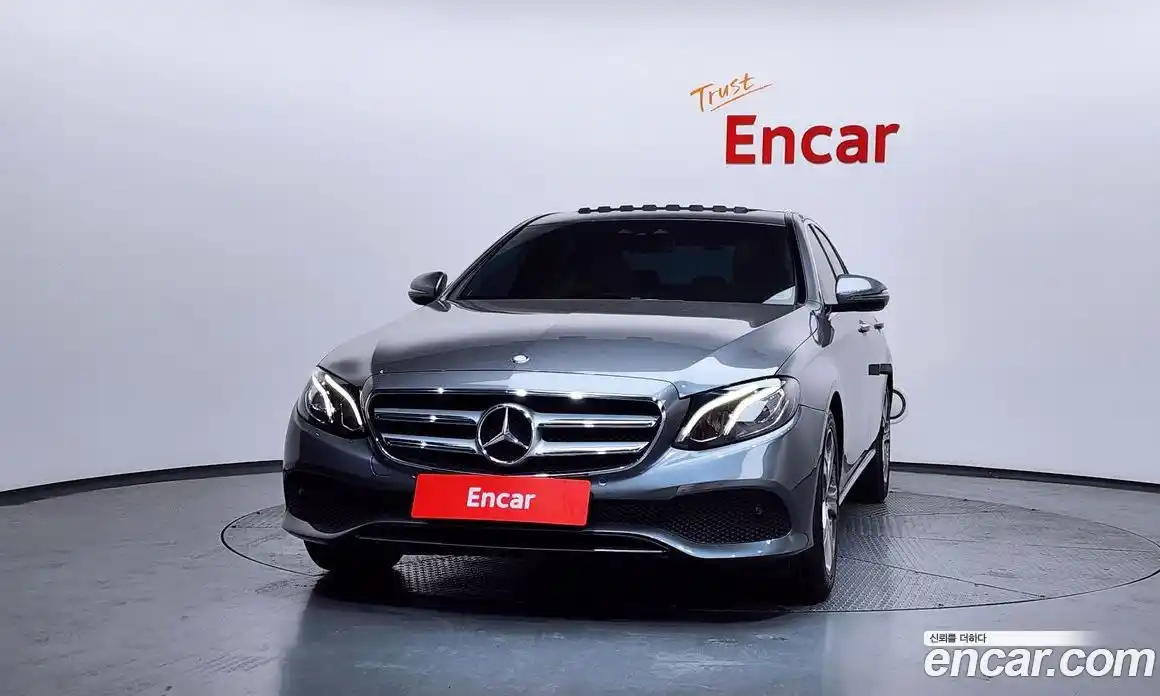 Mercedes-Benz E-Class 2016 2.0 гидро в Москве № 542128, фото 3