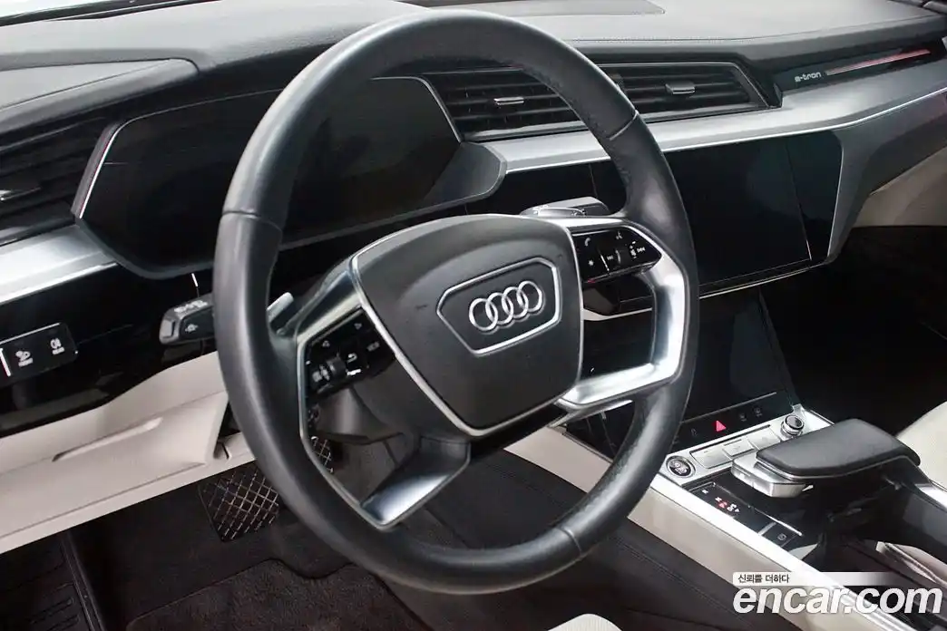 Audi e-tron 2023 0.2 гидро в Москве № 544751, фото 13
