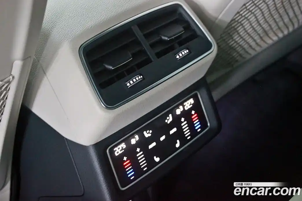 Audi e-tron 2023 0.2 гидро в Москве № 544751, фото 16