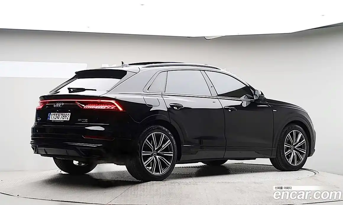 Audi Q8 2021 3.0 гидро в Москве № 544789, фото 4