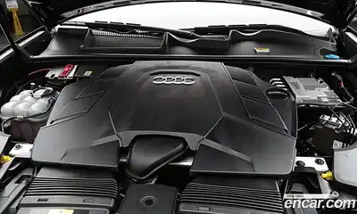 Audi Q8 2021 3.0 гидро в Москве № 544789, миниатюра 6