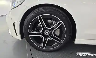 Mercedes-Benz C-Class 2023 2.0 гидро в Москве № 623120, миниатюра 5