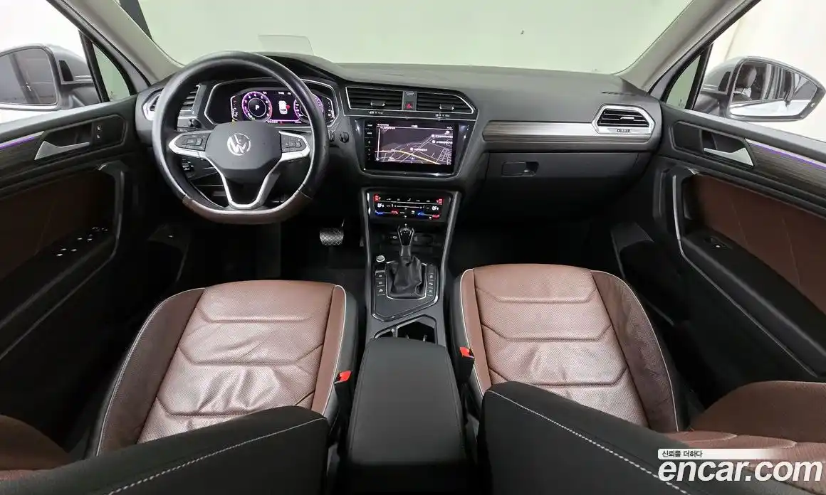Volkswagen Tiguan 2023 2.0 гидро в Москве № 628966, фото 7