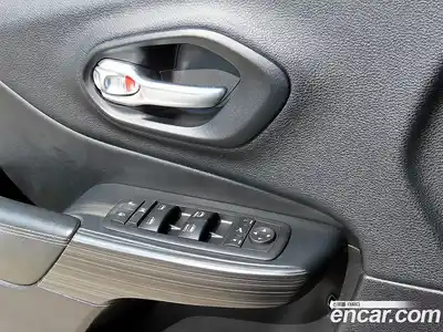 Jeep Cherokee 2016 2.4 гидро в Москве № 750185, миниатюра 11