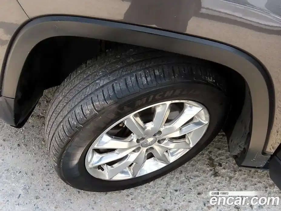 Jeep Cherokee 2016 2.4 гидро в Москве № 750185, фото 20