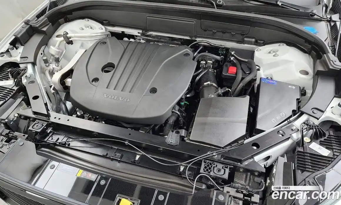 Volvo XC60 2025 2.0 гидро в Москве № 860274, фото 6