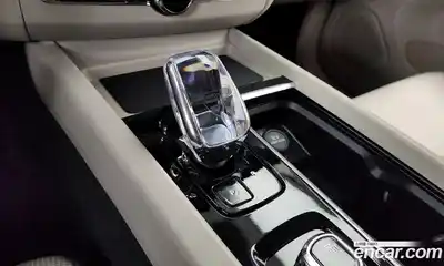 Volvo XC60 2025 2.0 гидро в Москве № 860274, миниатюра 9