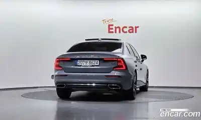 Volvo S60 2022 2.0 гидро в Москве № 894307, миниатюра 4