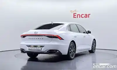 Hyundai Grandeur 2020 2.5 Автомат в Москве № 927442, миниатюра 2