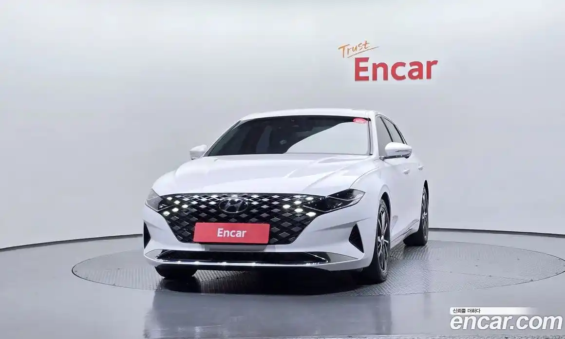 Hyundai Grandeur 2020 2.5 Автомат в Москве № 927442, фото 3