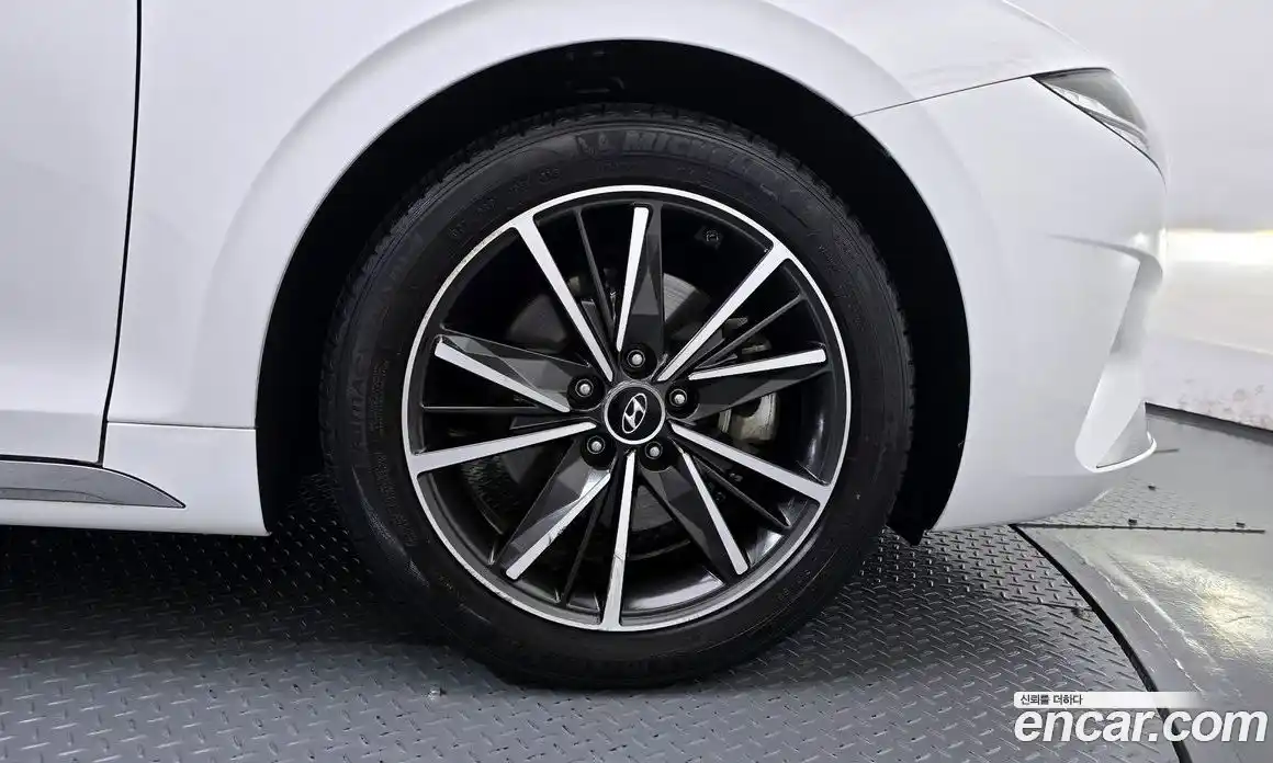 Hyundai Grandeur 2020 2.5 Автомат в Москве № 927442, фото 5