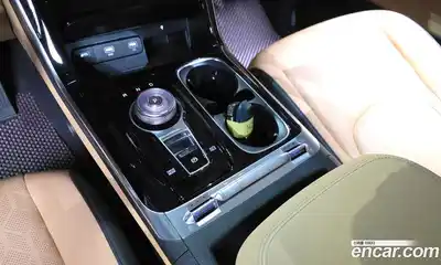 Kia Canival 2023 3.5 Автомат в Москве № 929207, миниатюра 9