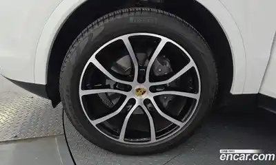 Porsche Cayenne 2022 3.0 гидро в Москве № 969080, миниатюра 5