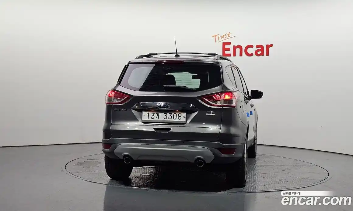 Ford Escape 2012 2.0 гидро в Москве № 976321, фото 4