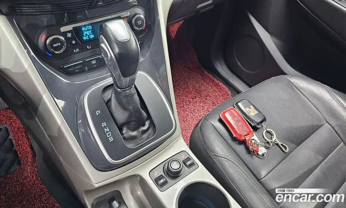 Ford Escape 2012 2.0 гидро в Москве № 976321, фото 9