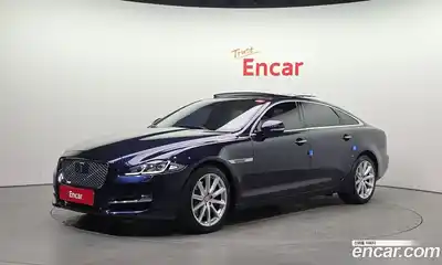 Jaguar XJ, 2016
