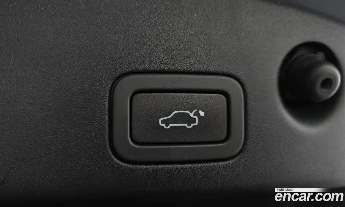 Jaguar XJ 2016 3.0 гидро в Москве № 976513, фото 18