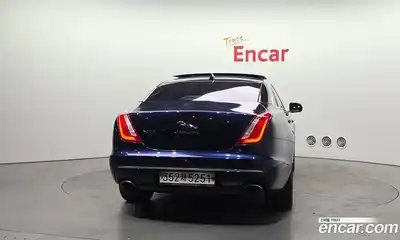 Jaguar XJ 2016 3.0 гидро в Москве № 976513, миниатюра 4
