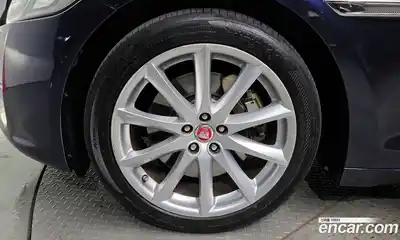 Jaguar XJ 2016 3.0 гидро в Москве № 976513, миниатюра 5