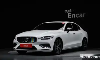 Volvo S60, 2020