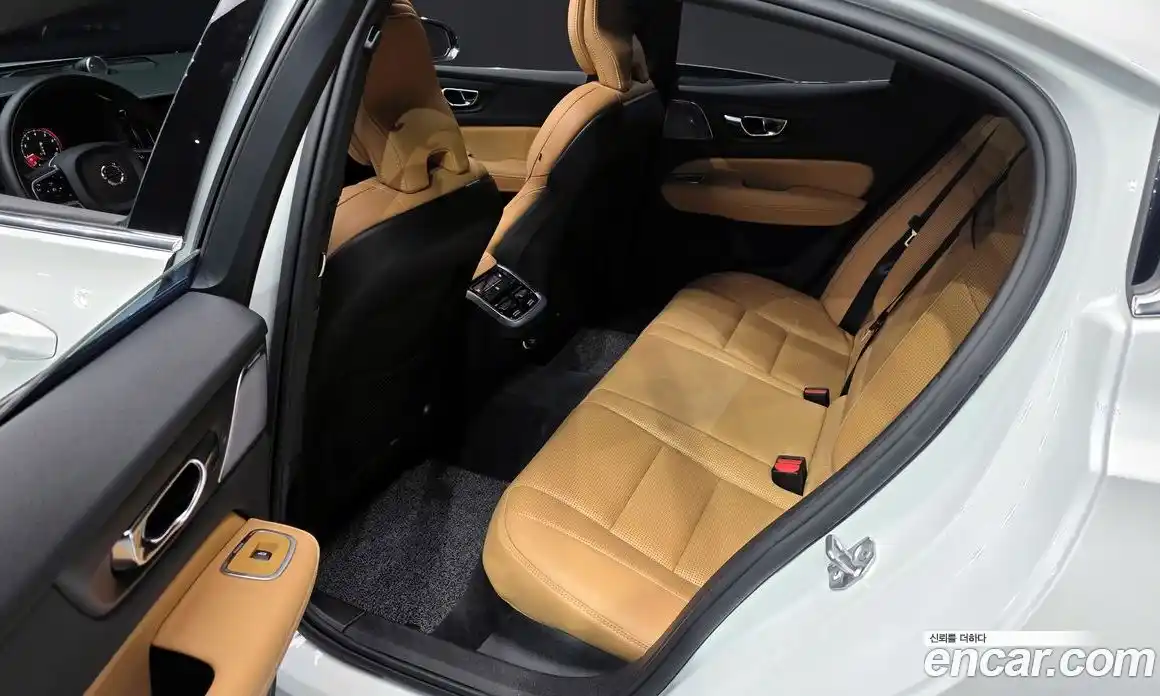 Volvo S60 2020 2.0 гидро в Москве № 1008682, фото 12