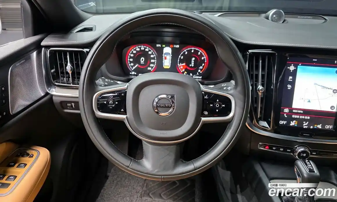 Volvo S60 2020 2.0 гидро в Москве № 1008682, фото 13