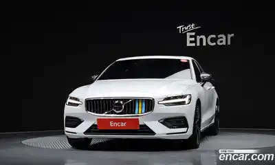 Volvo S60 2020 2.0 гидро в Москве № 1008682, миниатюра 3