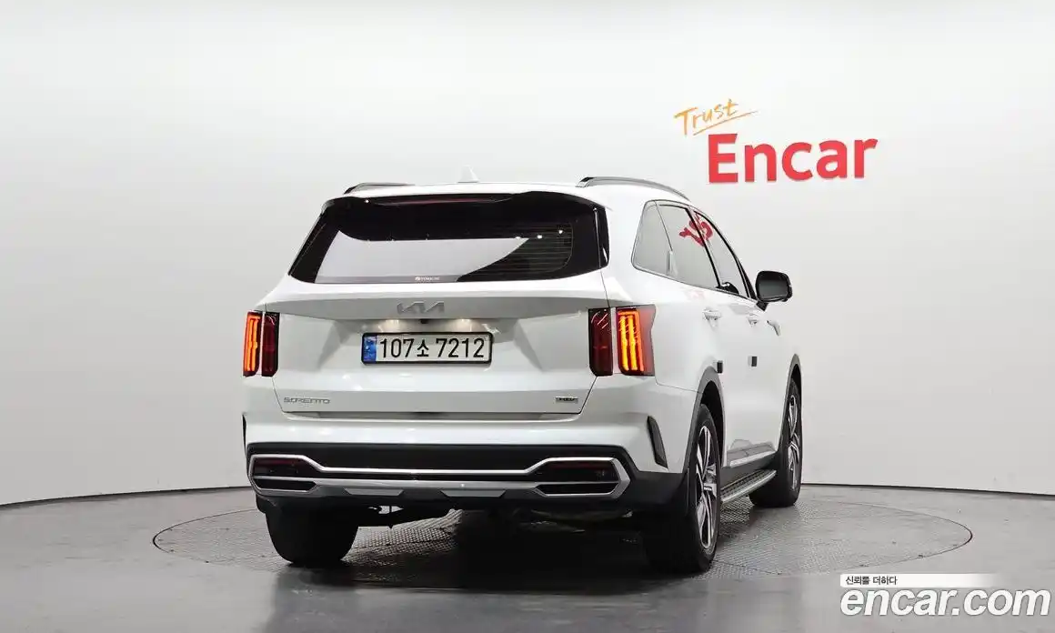 Kia Sorento 2022 1.6 Автомат в Москве № 1009746, фото 4