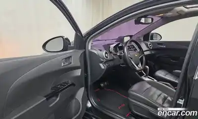 Chevrolet Aveo 2015 1.4 Автомат в Москве № 1011974, миниатюра 10