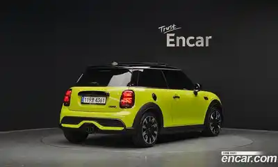 Mini Cooper 2023 2.0 гидро в Москве № 1013610, миниатюра 2