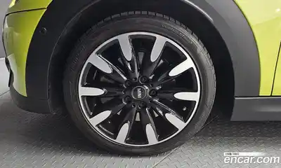 Mini Cooper 2023 2.0 гидро в Москве № 1013610, миниатюра 5