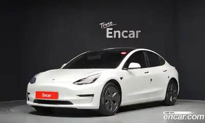 Tesla Model 3, 2022