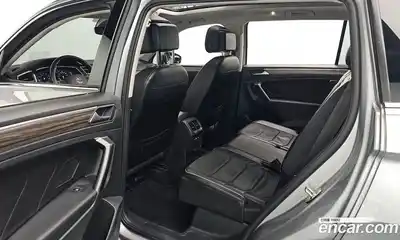 Volkswagen Tiguan 2022 2.0 гидро в Москве № 1014526, миниатюра 12