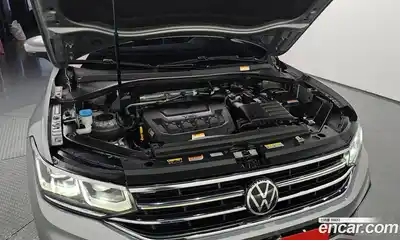 Volkswagen Tiguan 2022 2.0 гидро в Москве № 1014526, миниатюра 6