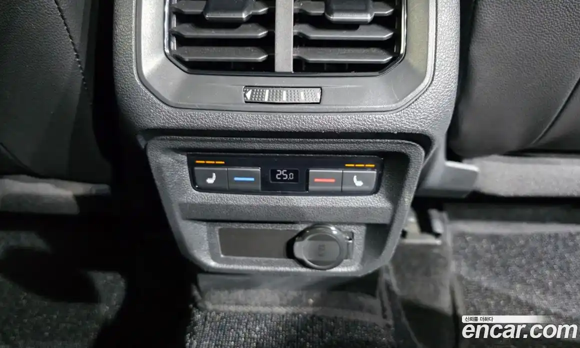 Volkswagen Tiguan 2021 2.0 гидро в Москве № 1014634, фото 19