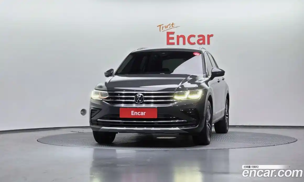 Volkswagen Tiguan 2021 2.0 гидро в Москве № 1014634, фото 3