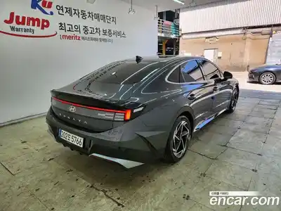 Hyundai Sonata 2023 1.6 Автомат в Москве № 1065090, миниатюра 6