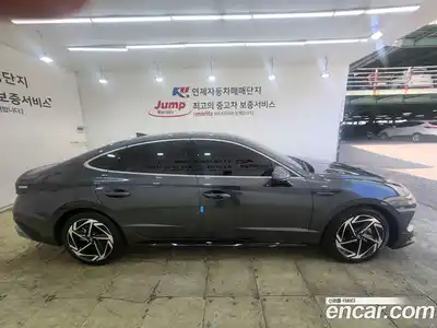 Hyundai Sonata 2023 1.6 Автомат в Москве № 1065090, миниатюра 7