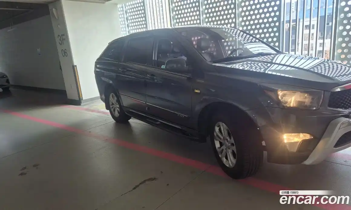 SsangYong Korando 2015 2.0 Автомат в Москве № 1067858, фото 10