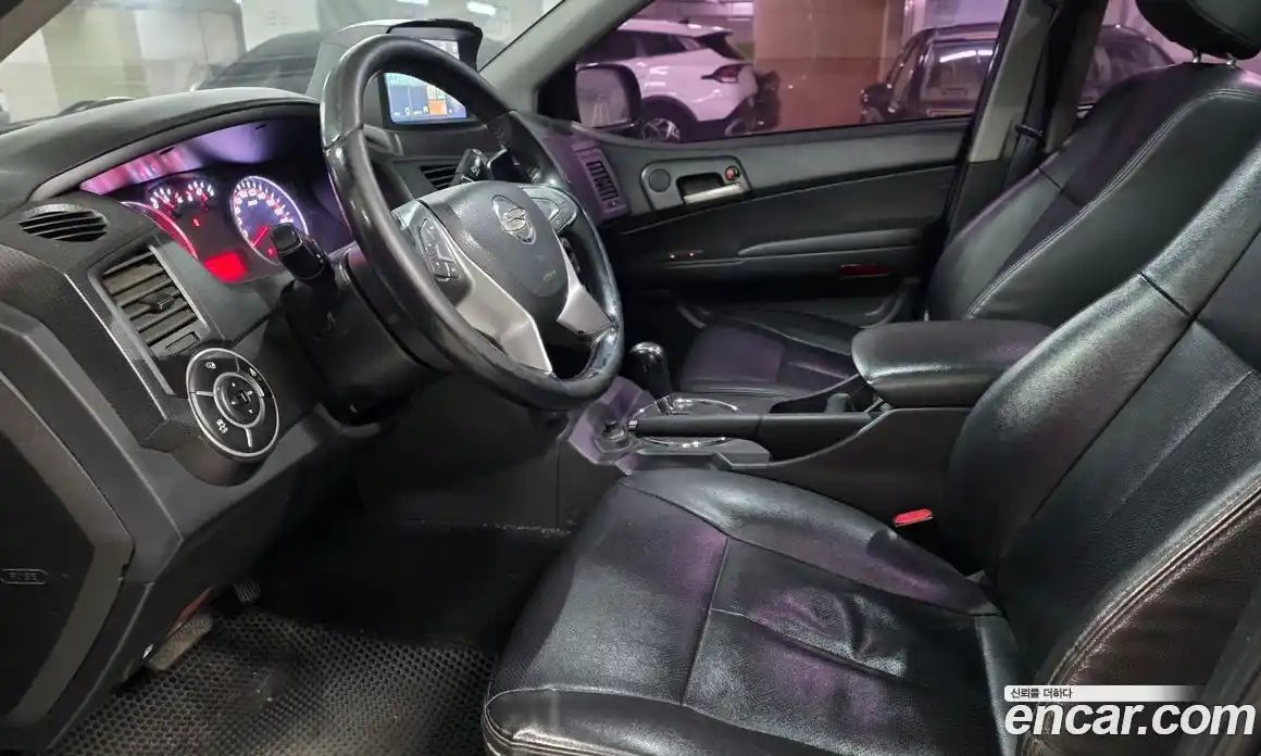 SsangYong Korando 2015 2.0 Автомат в Москве № 1067902, фото 14