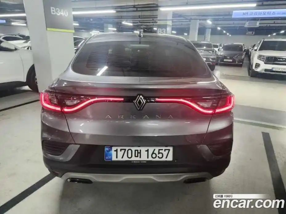 Renault Arkana 2025 1.6 Автомат в Москве № 1068364, фото 3