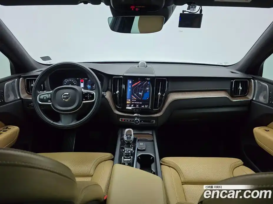 Volvo XC60 2021 2.0 гидро в Москве № 1070590, фото 7
