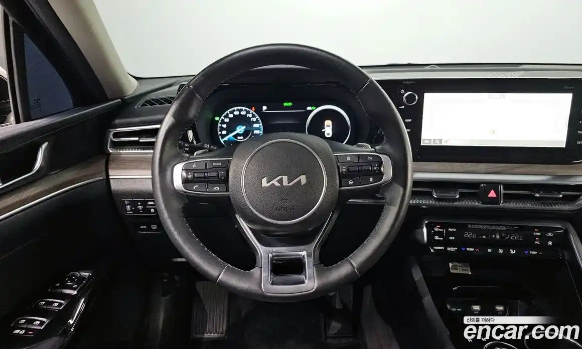 Kia K5 2023 2.0 Автомат в Москве № 1079284, фото 13