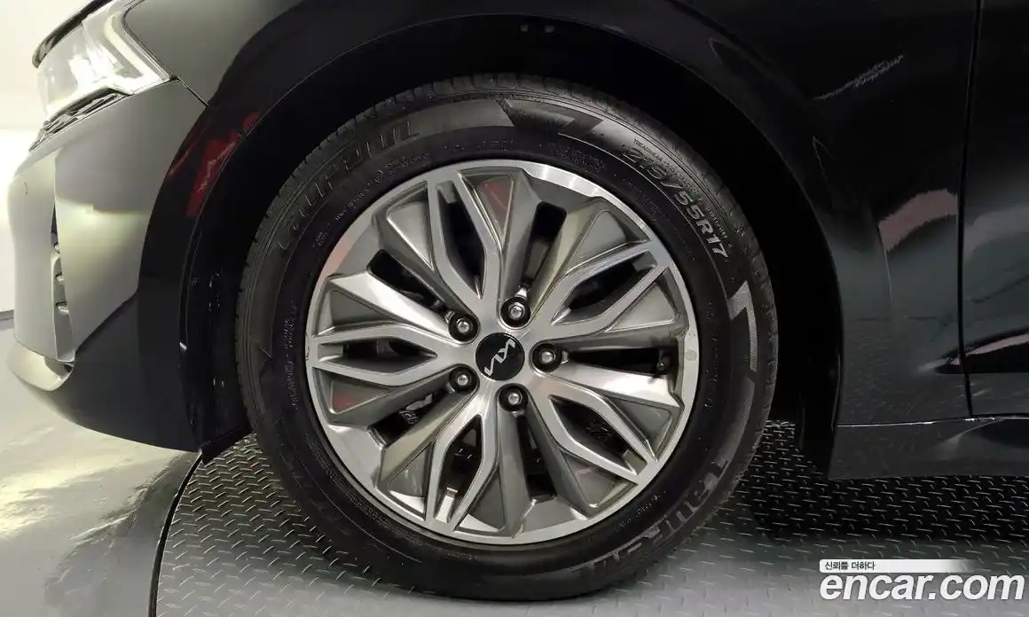 Kia K5 2023 2.0 Автомат в Москве № 1079284, фото 5