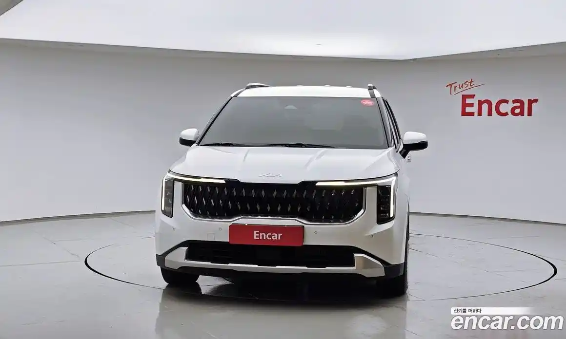 Kia Canival 2024 2.2 гидро в Москве № 134284, фото 3