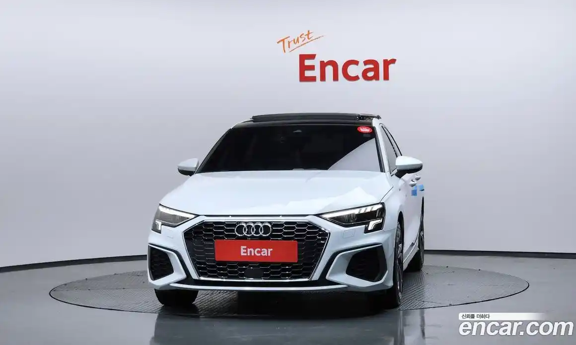 Audi A3 2023 2.0 гидро в Москве № 142755, фото 3